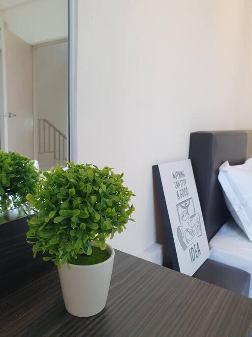 3Storey House 13Pax Family Suite بيان ليباس المظهر الخارجي الصورة