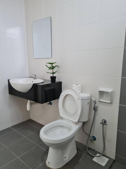 3Storey House 13Pax Family Suite بيان ليباس المظهر الخارجي الصورة